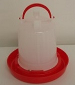 AVICO RED AND WHITE 1LT SLEEVE STYLE POULTRY WATERER AVICO RED AND WHITE 1LT SLEEVE STYLE POULTRY WATERER